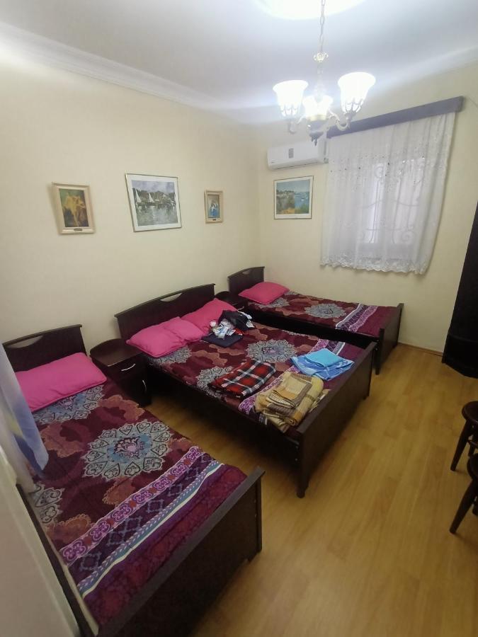 באטומי Tj+ Hostel מראה חיצוני תמונה